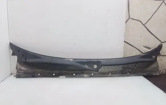 Nissan Terrano Wiper trim