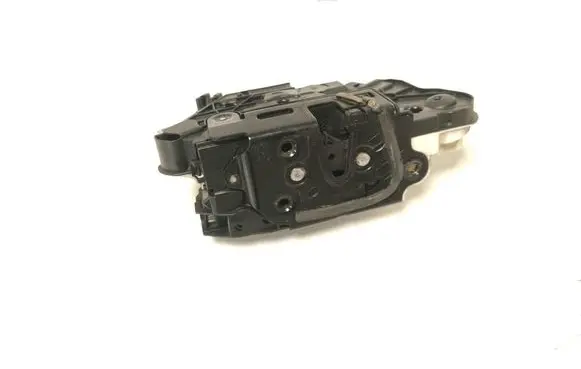 Volkswagen Tiguan Front door lock 5N2837016E