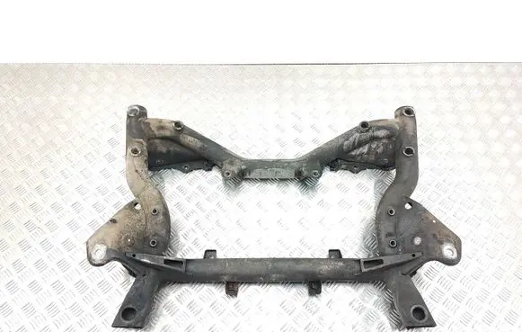 Mercedes-Benz C W204 Front subframe