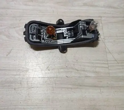 Fiat 500X Tail light bulb cover holder 