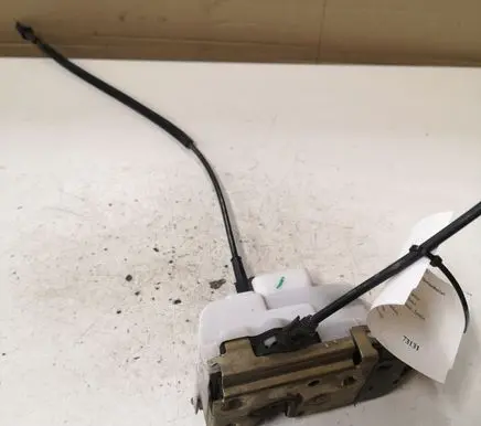 Citroen C3 Front door lock
