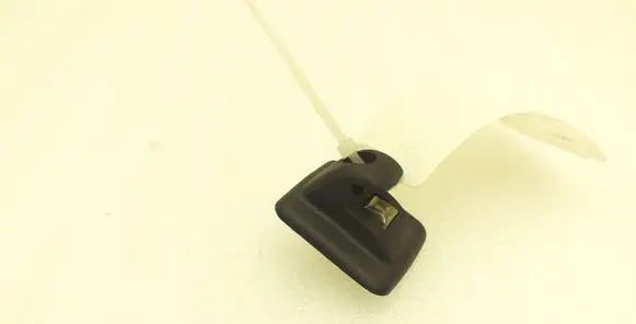 Sun visor clip/hook/bracket