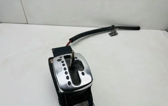 Audi A6 S6 C5 4B Gear shifter/selector 4B0713111AB