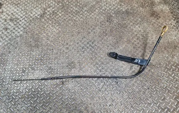 Cadillac Escalade Oil level dip stick 12610053