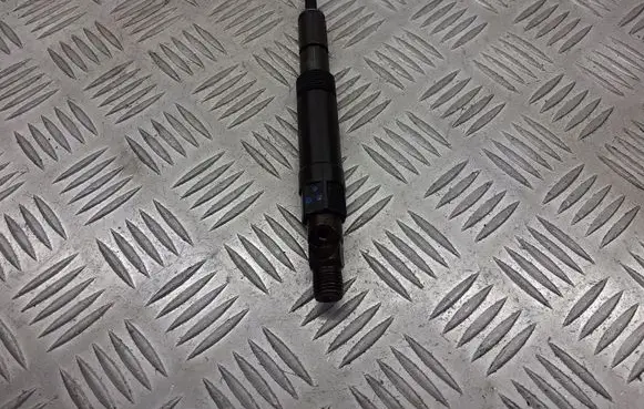 Ford Mondeo Mk III Fuel injectors set 