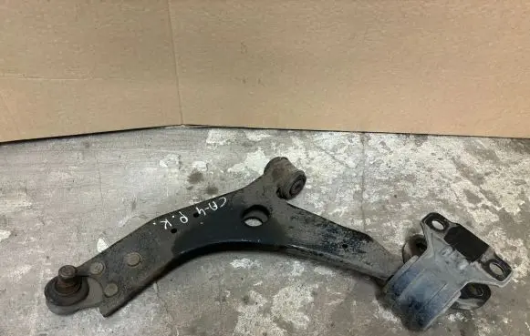 Ford Grand C-MAX Front lower control arm/wishbone BV613A262AAA