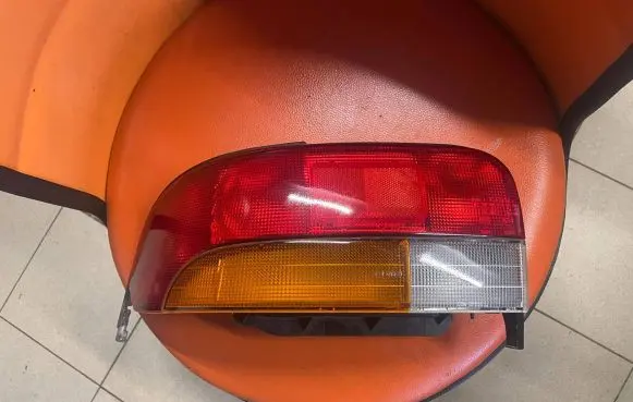 Subaru Impreza I Rear/tail lights 0EW2184