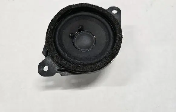 Mazda CX-7 Panel speaker BOSE