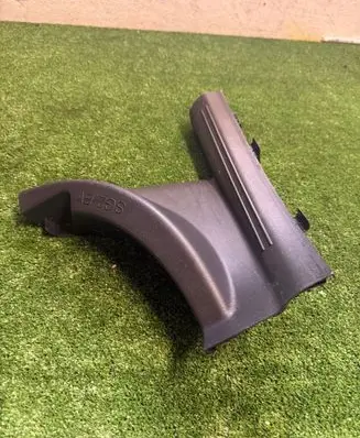 KIA Niro Rear sill trim cover 85886AO000