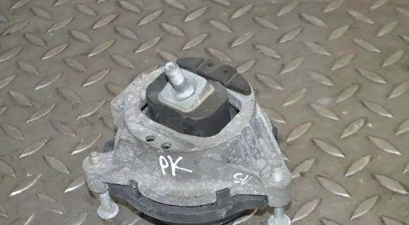 BMW M3 F80 Engine mount bracket 2284817