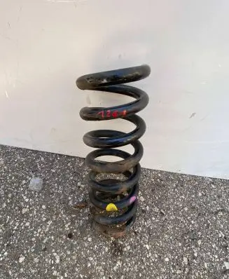 Mercedes-Benz E C207 W207 Rear coil spring 1261