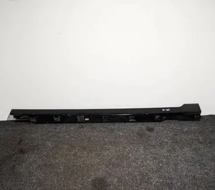 Volkswagen PASSAT B8 Sill 3G0853857F