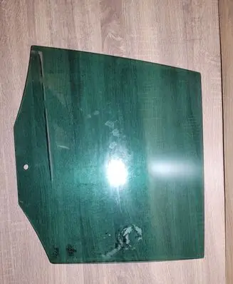 Volkswagen Tiguan Rear door window glass 5N08450256A