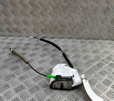 Nissan Juke II F16 Rear door lock 825006PA1C
