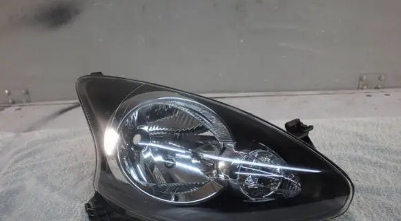 Toyota Aygo AB10 Headlight/headlamp 811300H011 89500005 1002A011