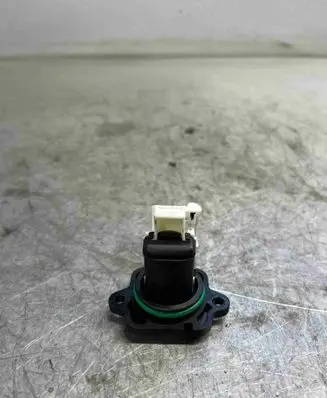 BMW 5 F10 F11 Hazard light switch 9161896