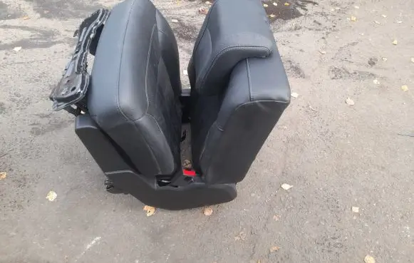 Mercedes-Benz GL X166 Rear seat 