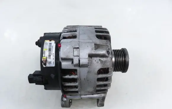Renault Trafic II (X83) Generator/alternator A3037