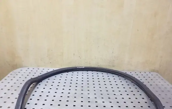 Engine compartment rubber