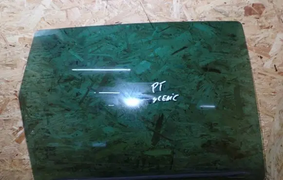 Renault Scenic III - Grand scenic III Rear door window glass 