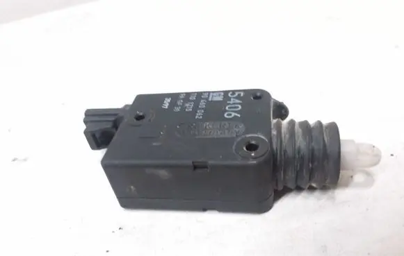 Opel Vectra B Tailgate boot lock/latch motor 90460062
