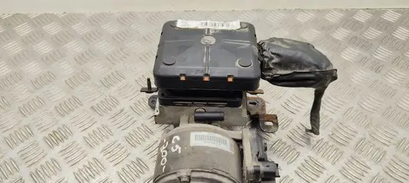 Citroen C5 Air suspension compressor 9654068680