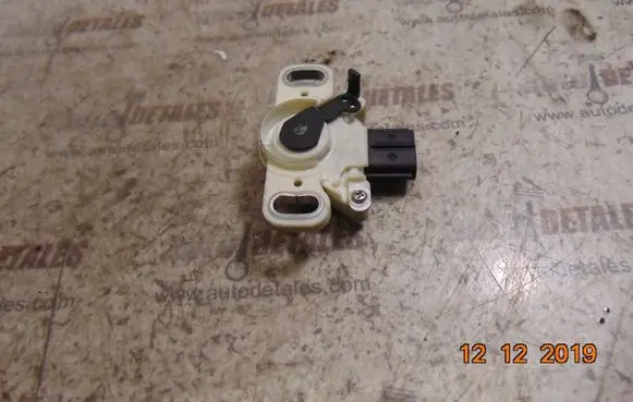 Clutch pedal sensor