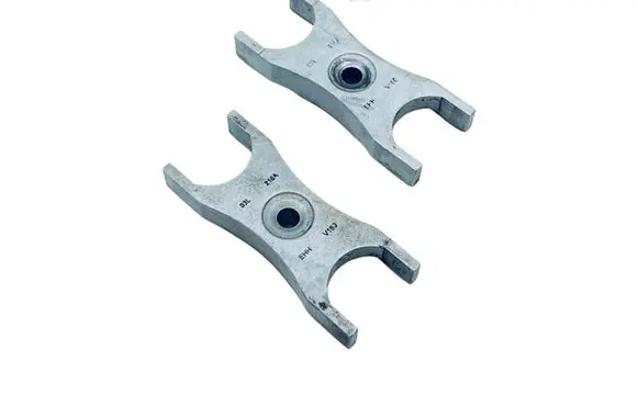 Volkswagen Sharan Fuel Injector clamp holder 04L130216