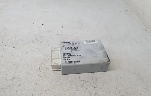 BMW X5 E70 Air suspension control unit module (rear) 37146778966