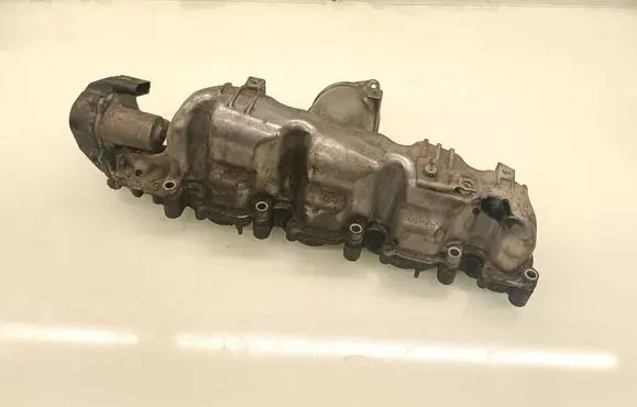Volkswagen PASSAT CC Intake manifold 03L129086V120