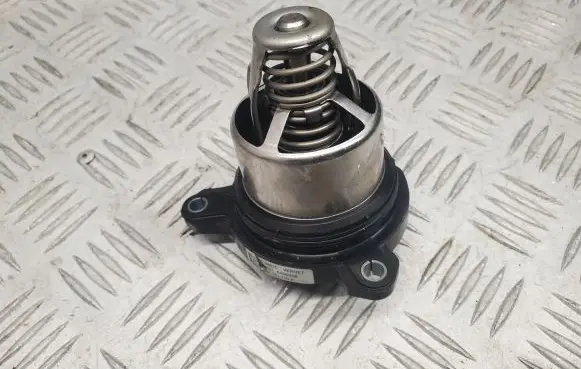 Audi Q7 4M Thermostat 06M121115K