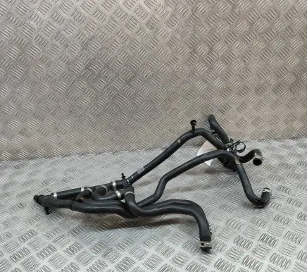 Volvo XC40 Engine coolant pipe/hose 32339364