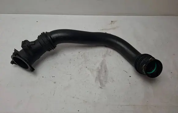 BMW 3 G20 G21 Intercooler hose/pipe 8601683 1371 23557610