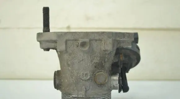 Audi A4 S4 B5 8D Throttle valve 8E0145950C
