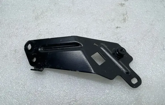 BMW i4 Other engine bay part 9461551 0306