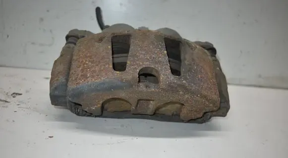 Dodge Grand Caravan Front brake caliper 17986801