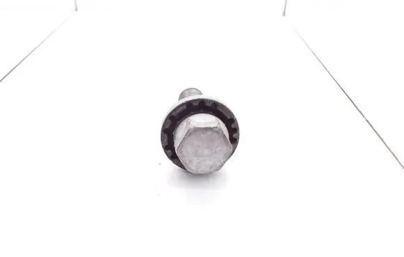 Nuts/bolts