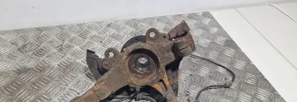 Citroen Nemo Front wheel hub