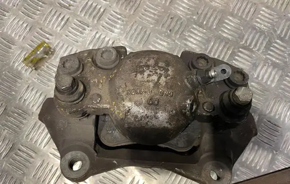 Audi Q5 SQ5 Front brake caliper 8R0105E