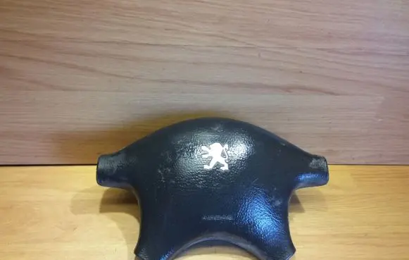 Peugeot 607 Steering wheel airbag 0042860