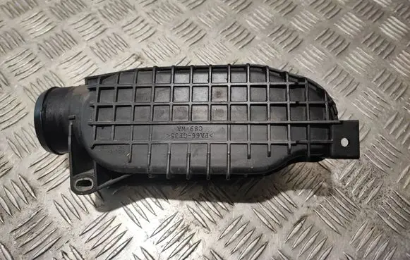 Intake resonator