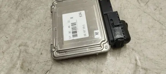 Audi A3 8Y Engine control unit/module 05e907309g
