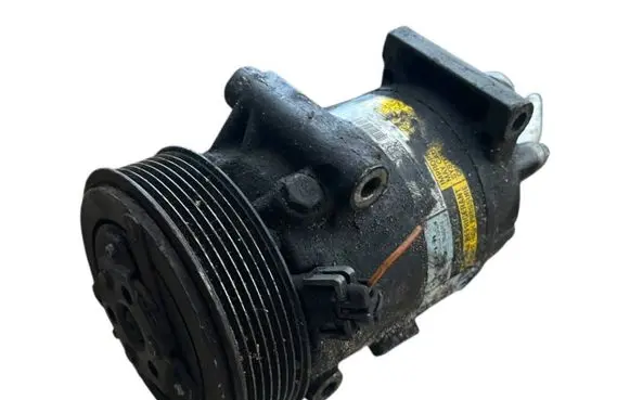 Renault Laguna II Air conditioning (A/C) compressor (pump) 8200309193