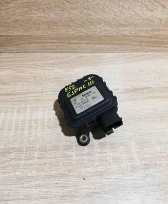 Renault Espace III Air flap motor/actuator 0132801112
