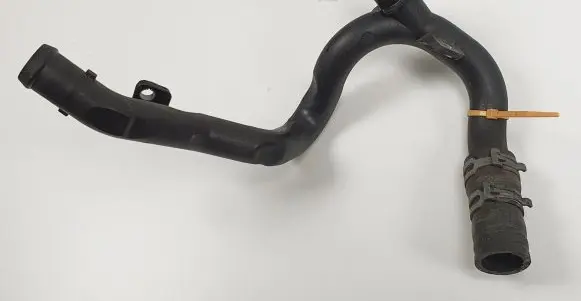 Mercedes-Benz A W169 Engine coolant pipe/hose A6402001452
