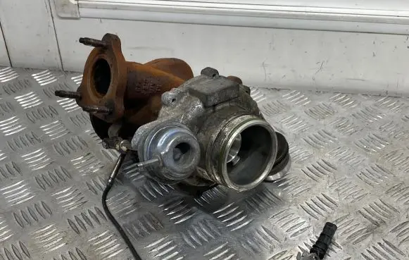 Volvo V40 Turbo 31380130 SEM2239Y