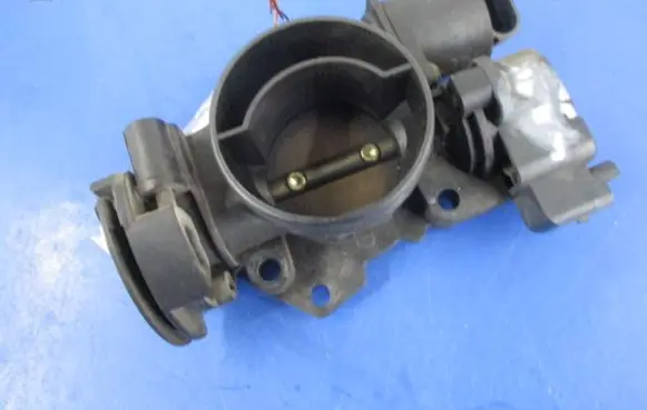Peugeot 206 CC Throttle body valve 