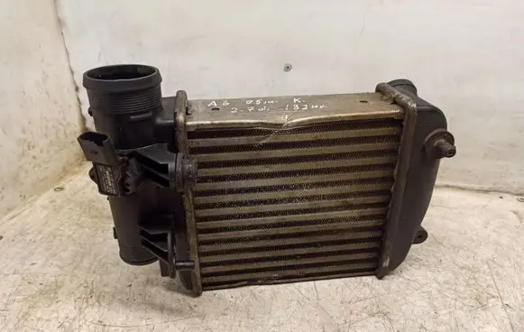 Audi A6 S6 C6 4F Intercooler radiator 4F0145805E 0281002399
