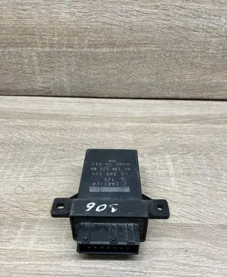 Peugeot 206 Coolant fan relay 9633610280 60299008