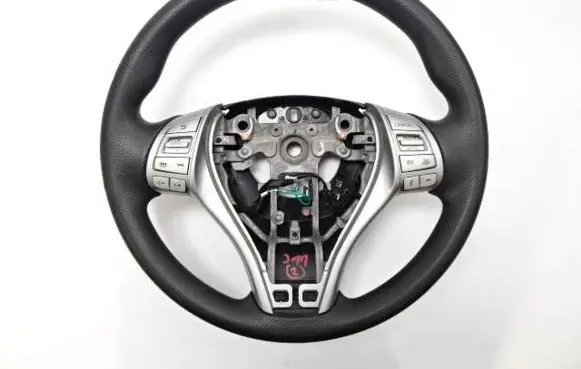 Nissan Qashqai Steering wheel